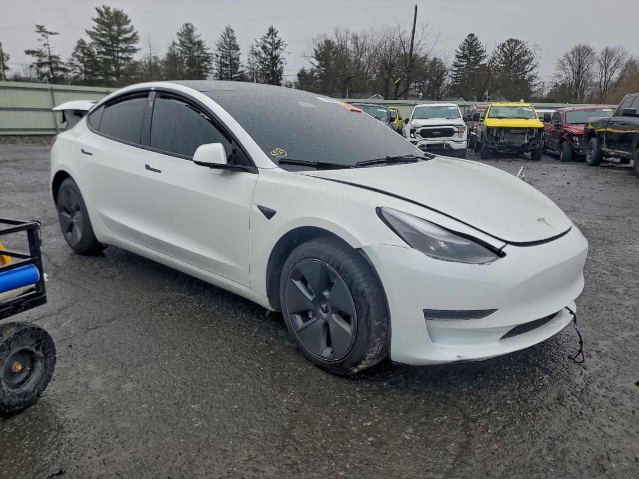 2023 Tesla Model 3 - Image 4