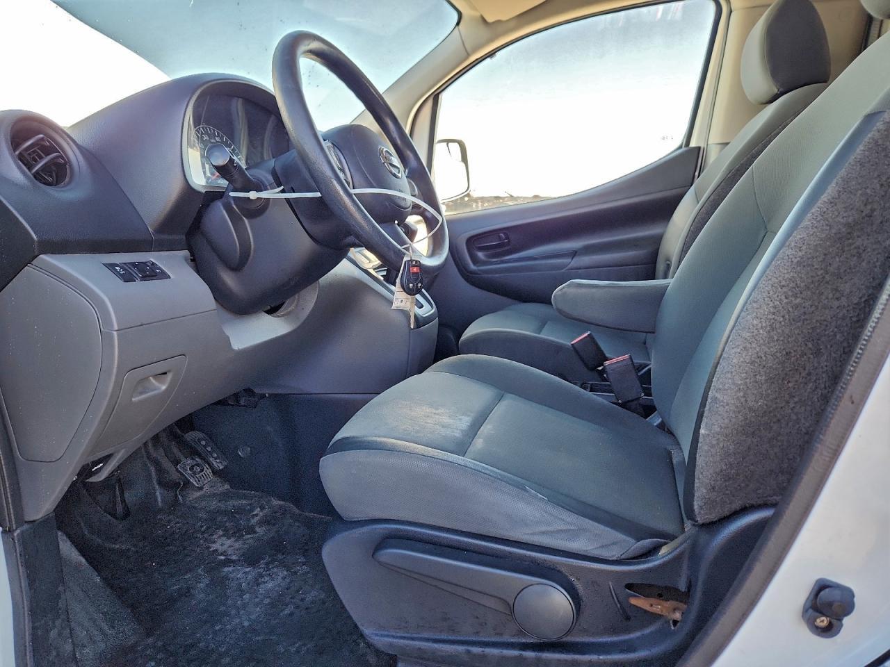 2017 Niss Nissan - Фото 7