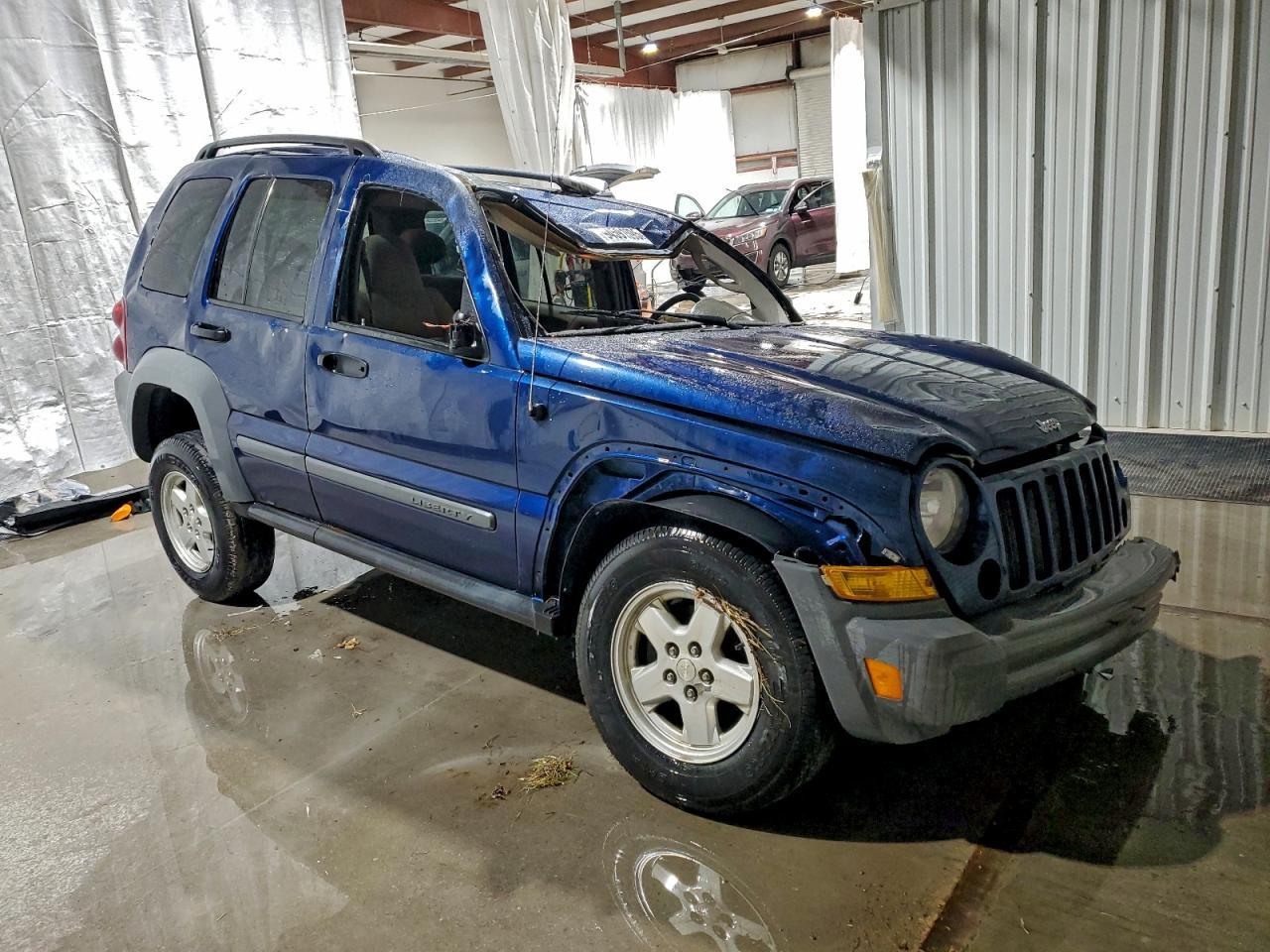 2005 Jeep Liberty Sport - Image 4
