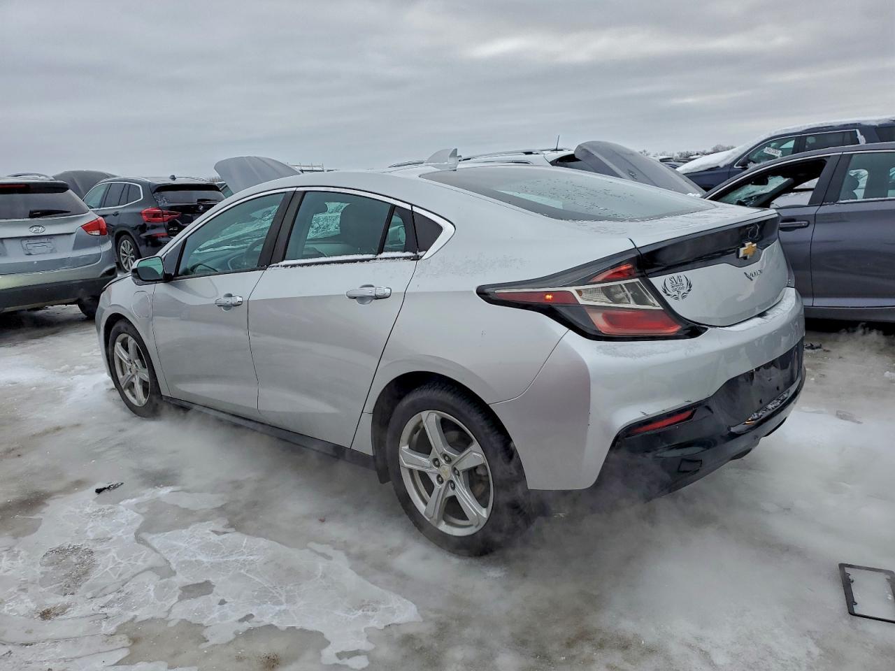 2017 Chevrolet Volt Lt - Фото 2