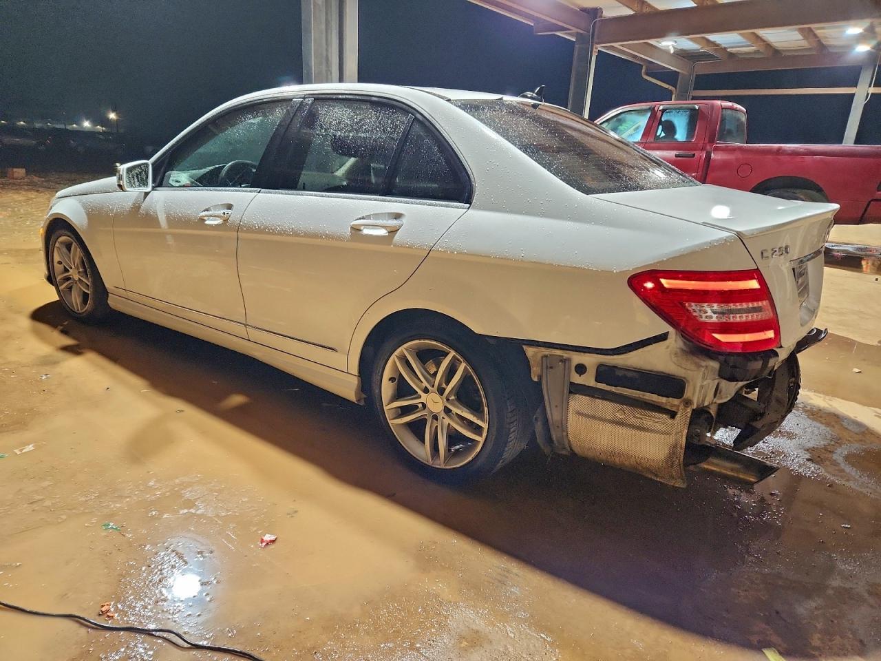 2013 Mercedes-Benz C 250 - Image 2