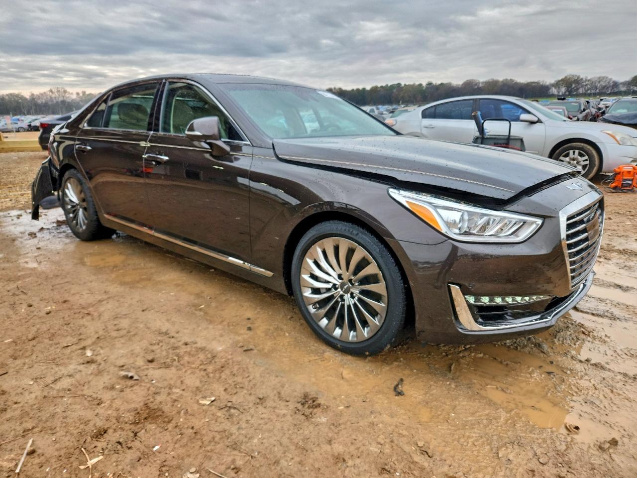 2017 Genesis G90 Premium - Image 4