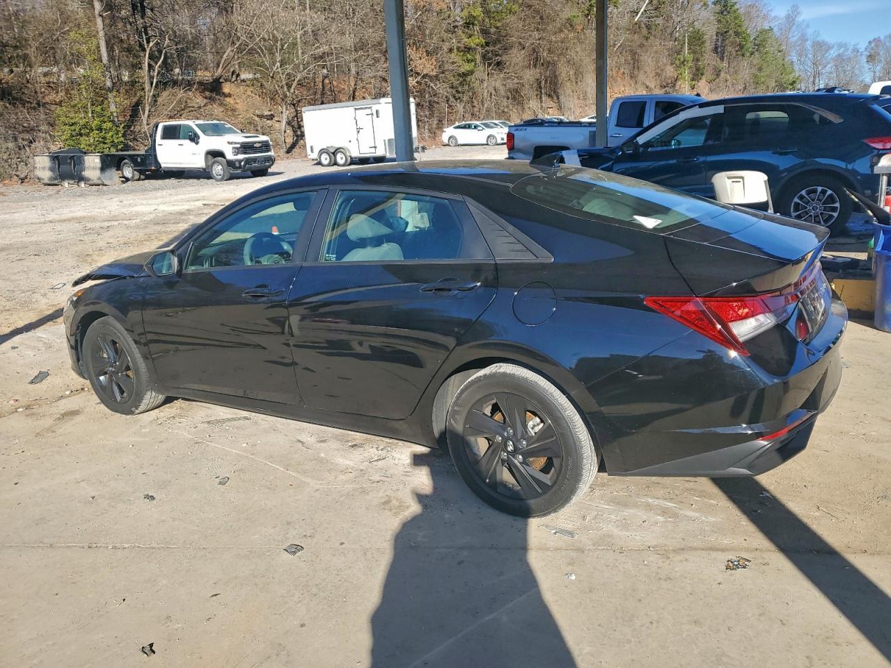 2023 Hyundai Elantra Sel - Image 2