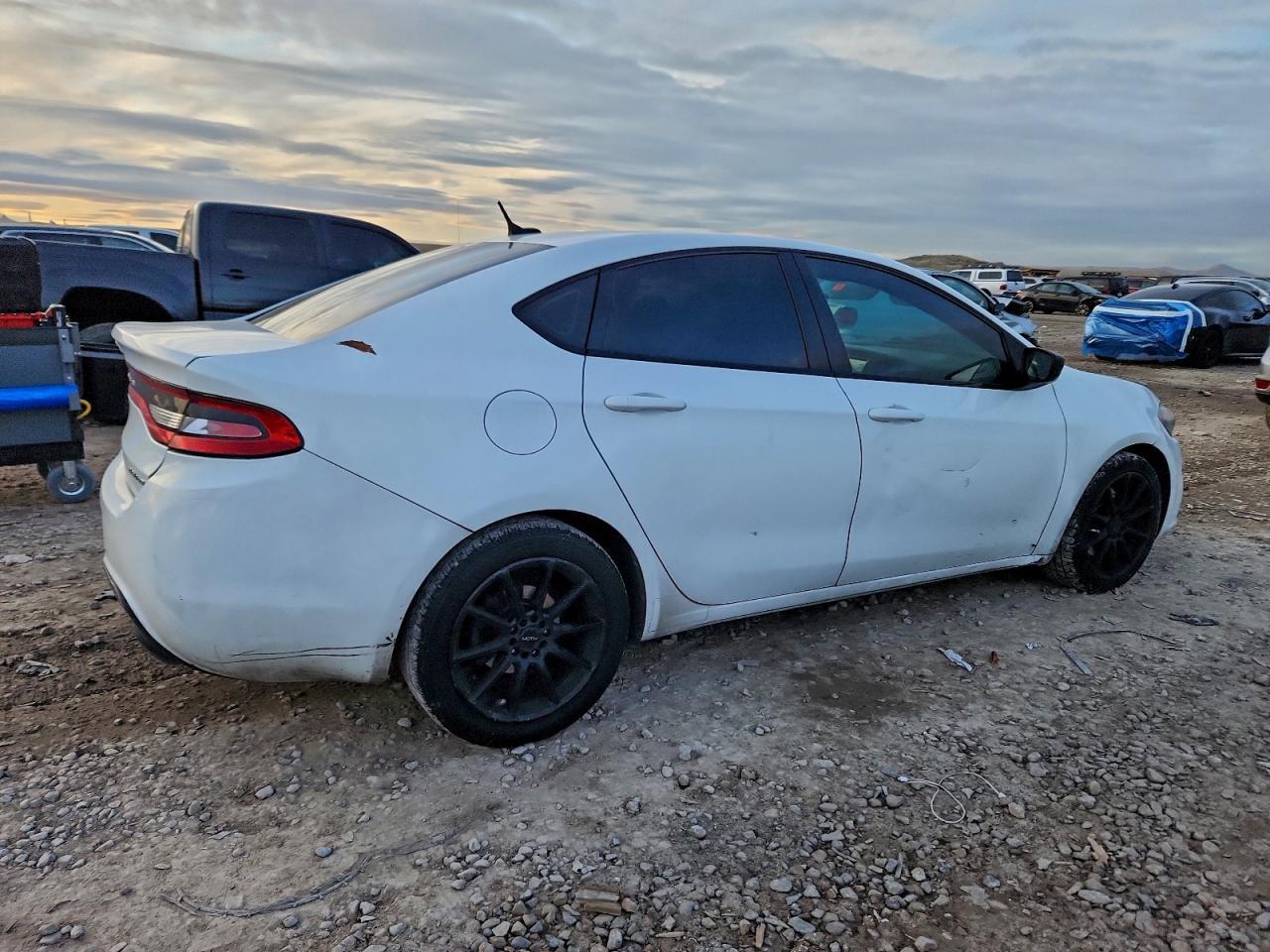 2013 Dodge Dart Sxt - Image 3