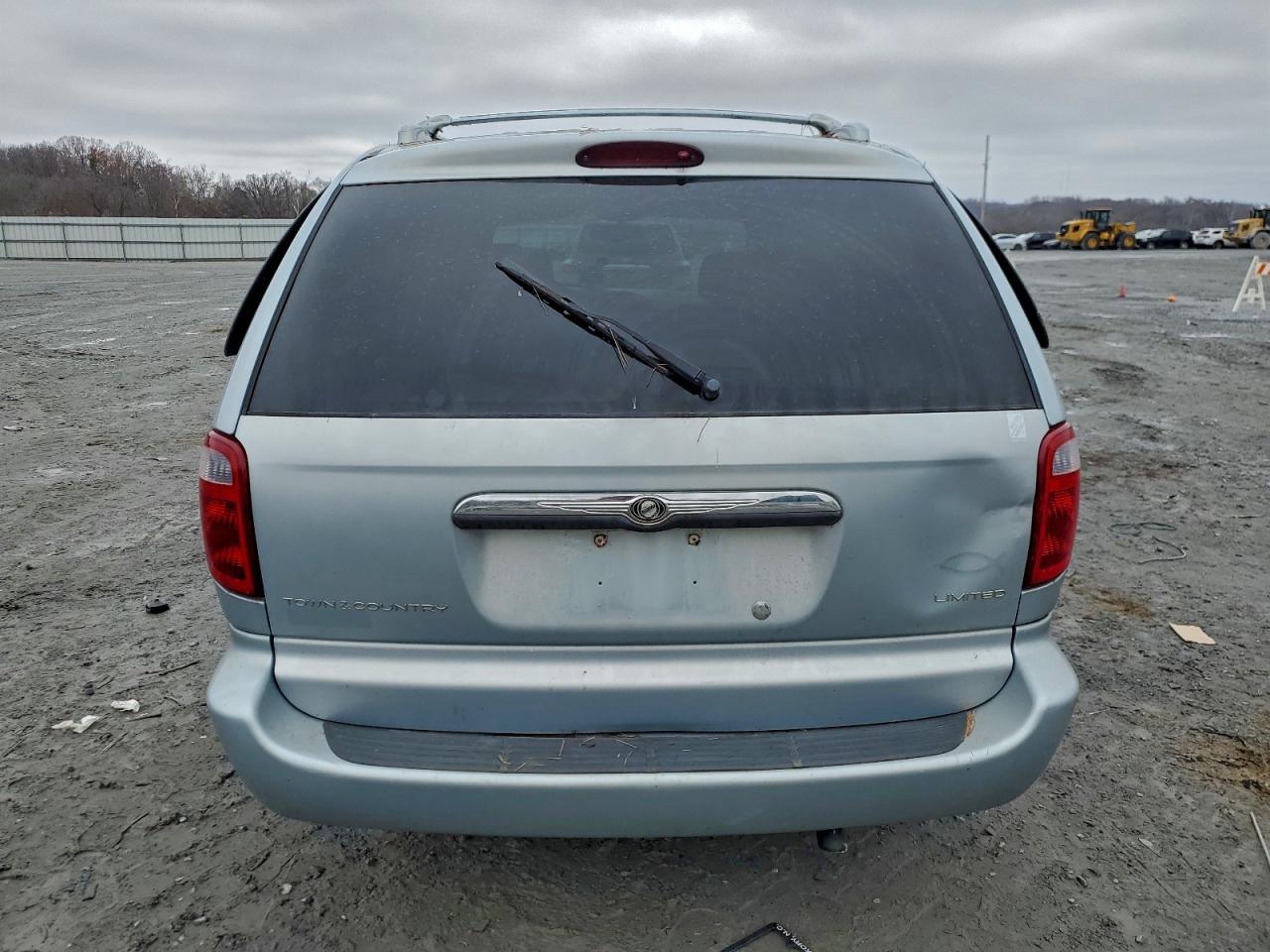 2001 Chrysler Town & Country Limited - Фото 6