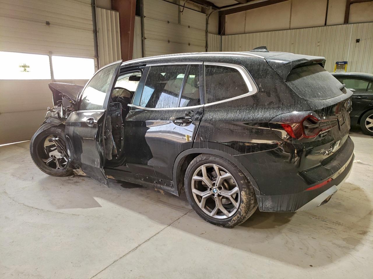 2023 BMW X3 xDrive30I - Image 2