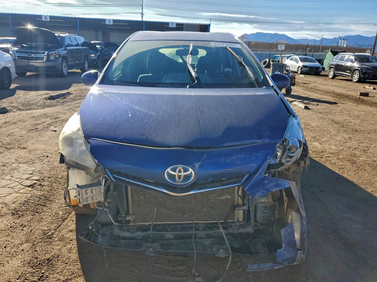 2013 Toyota Prius V - Фото 5