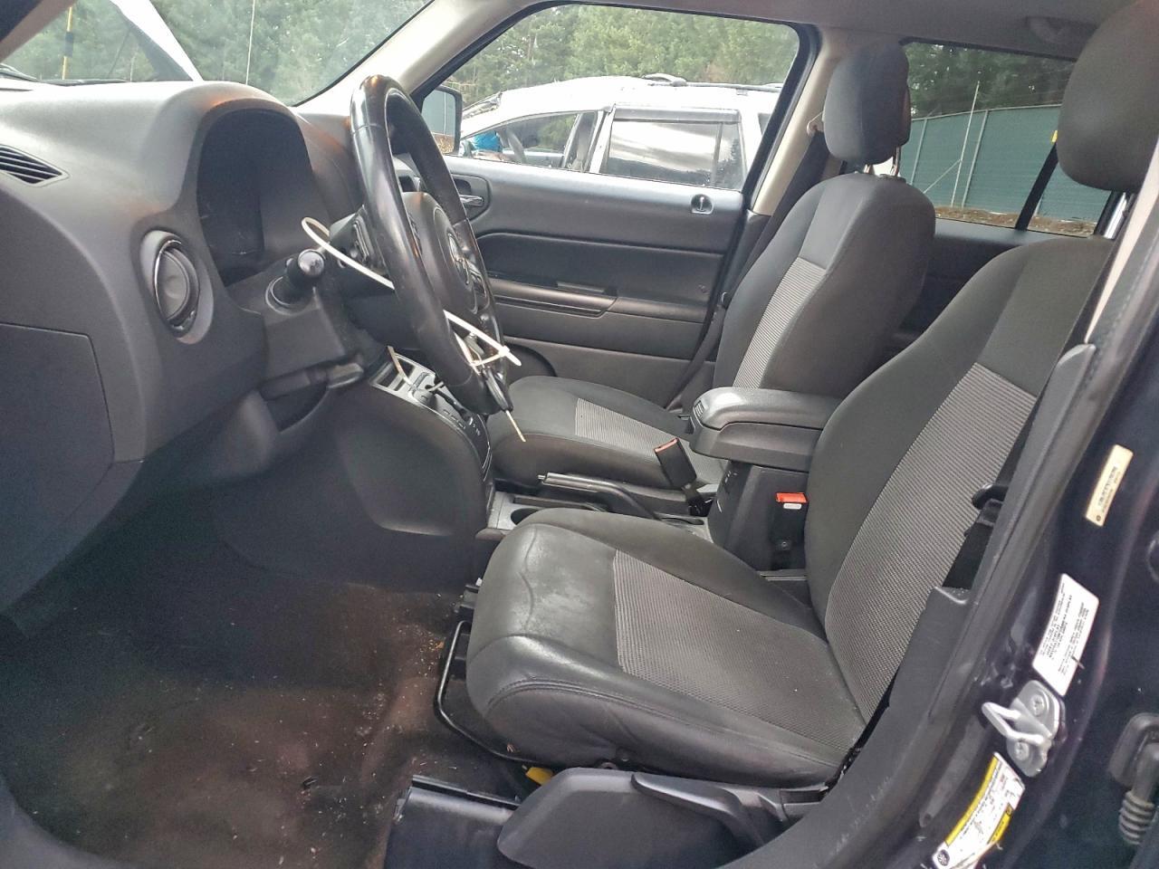 2014 Jeep Patriot Latitude - Фото 7