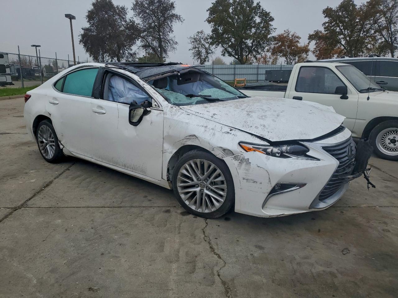 2017 Lexus Es 350 - Фото 4
