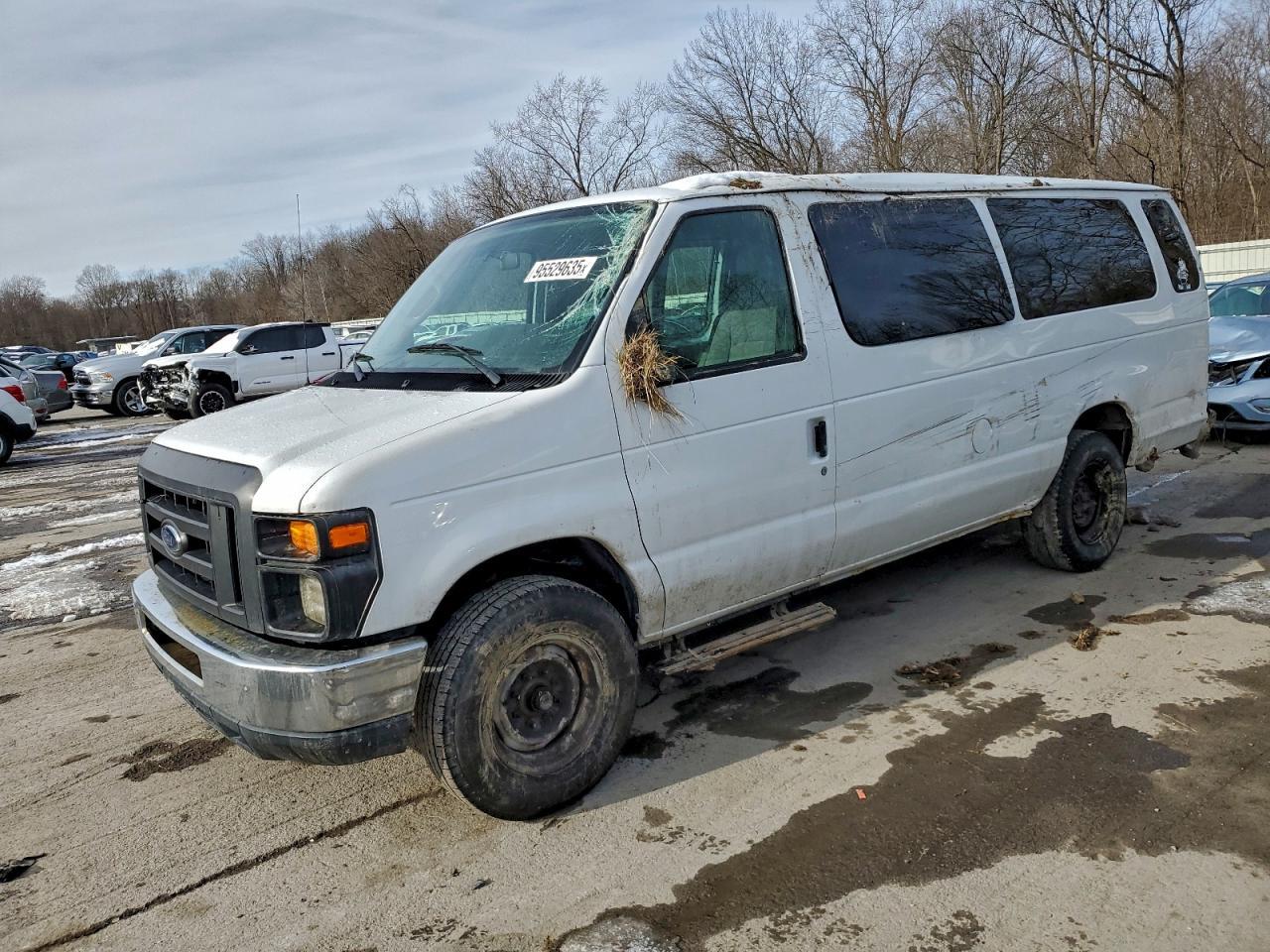 2011 Ford Econoline E350 Super Duty Wagon