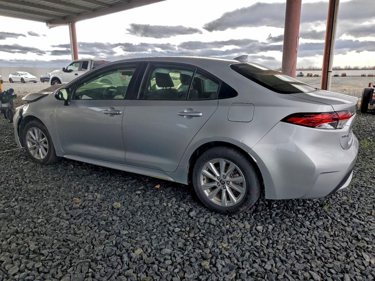 2023 Toyota Corolla Le - Image 2