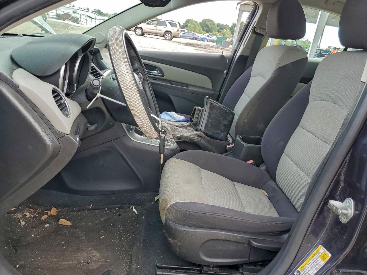 2014 Chevrolet Cruze Ls - Фото 7