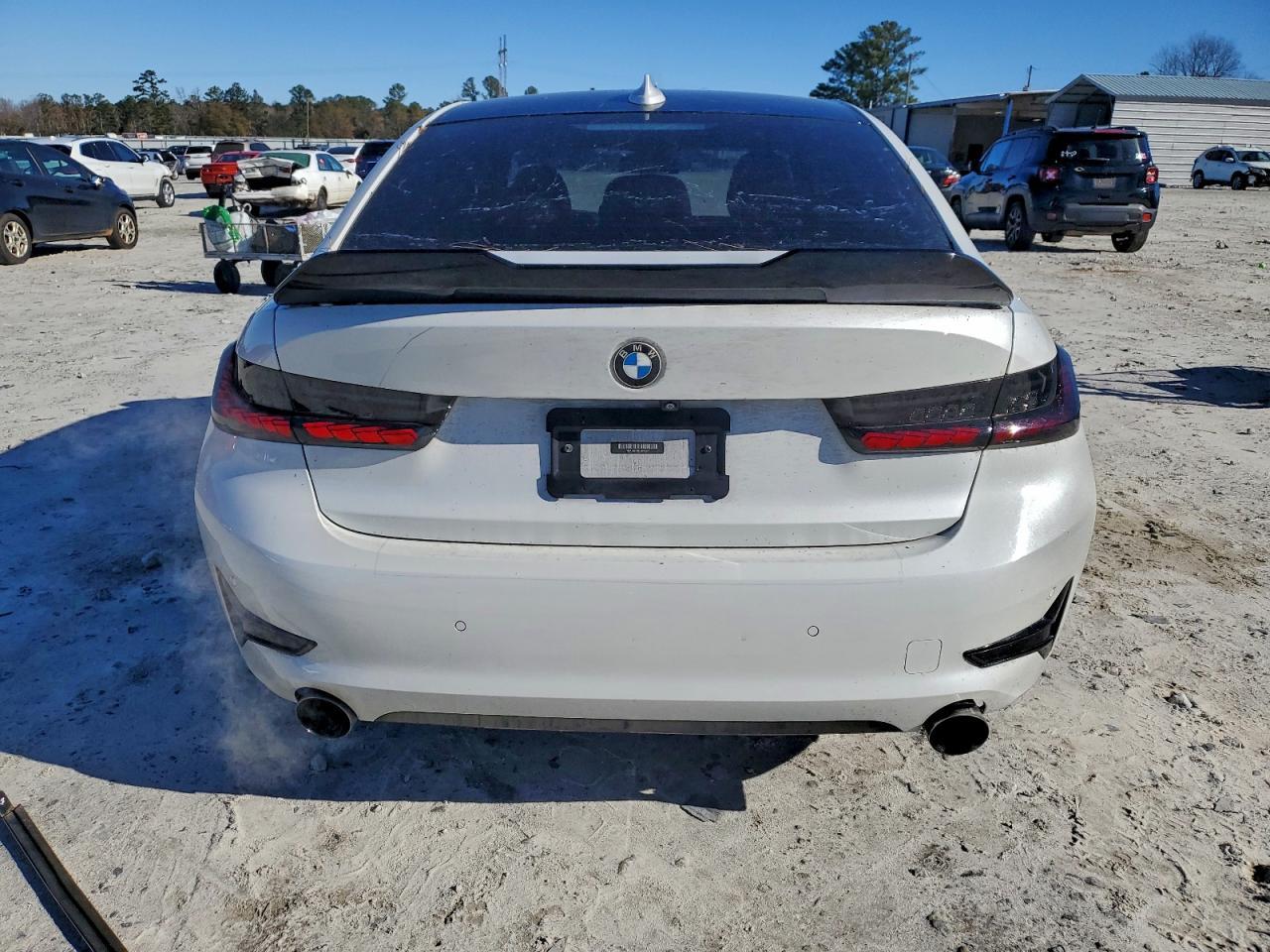 2020 BMW 330Xi - Image 6