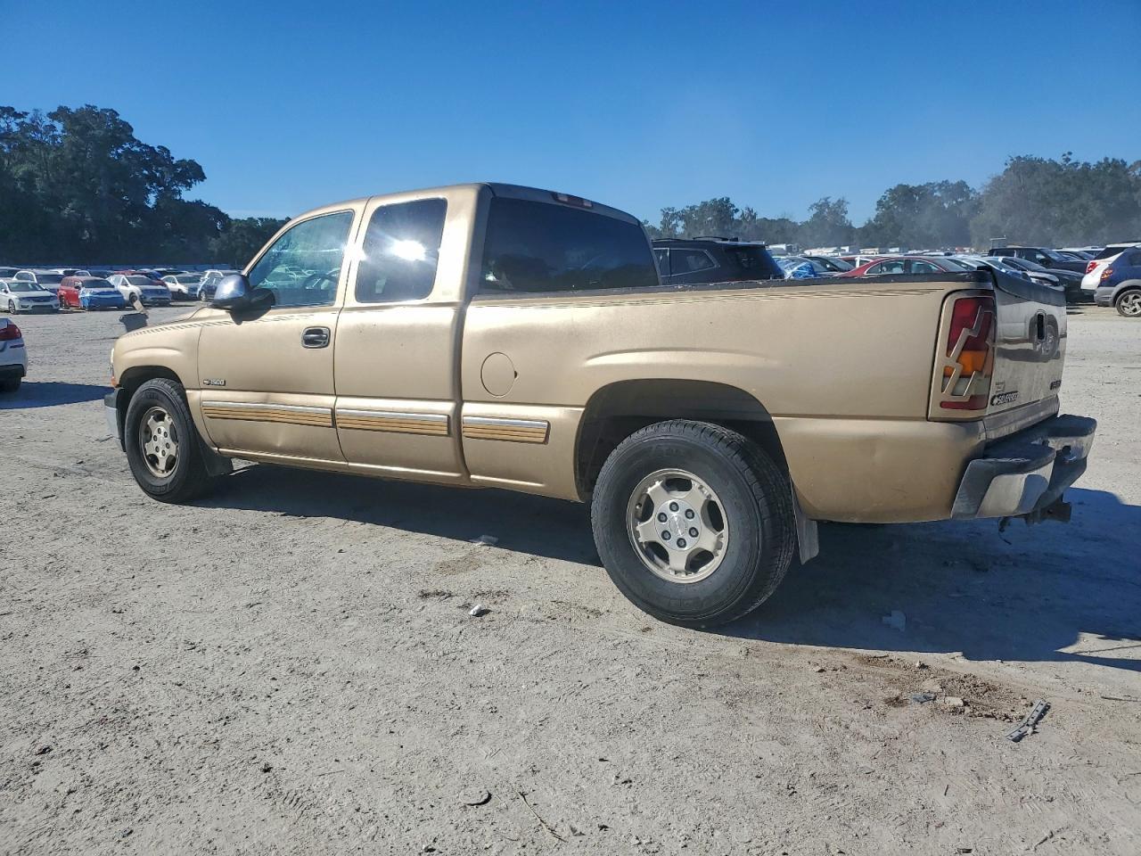 2000 Chevrolet Silverado C1500 - Фото 2