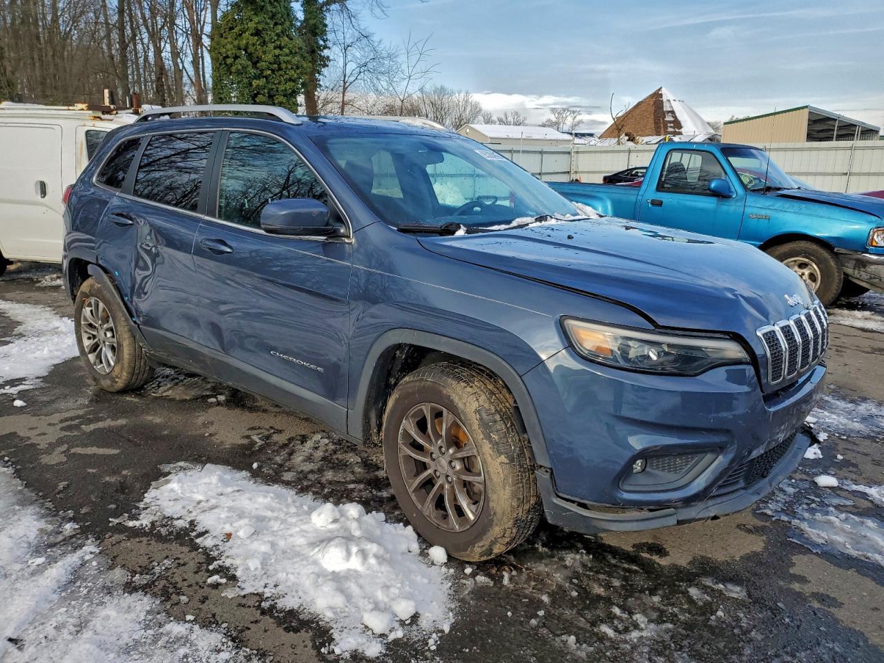 2019 Jeep Cherokee Latitude Plus - Image 4