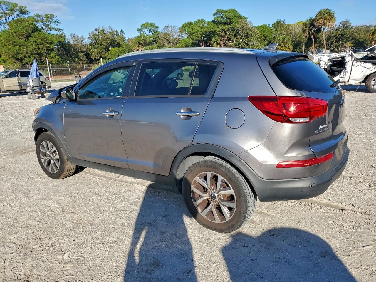 2015 Kia Sportage Lx - Image 2