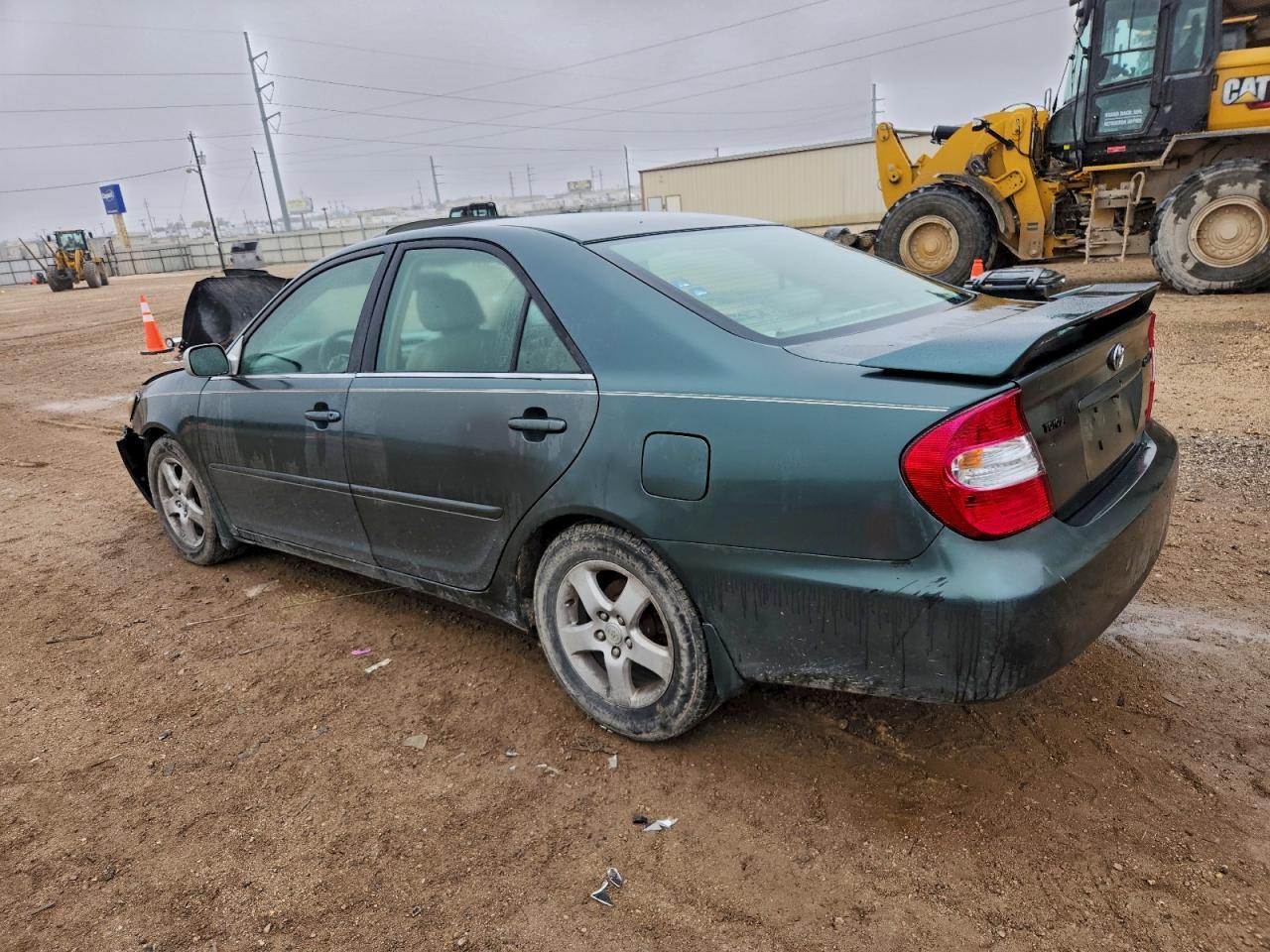 2002 Toyota Camry Le - Image 2