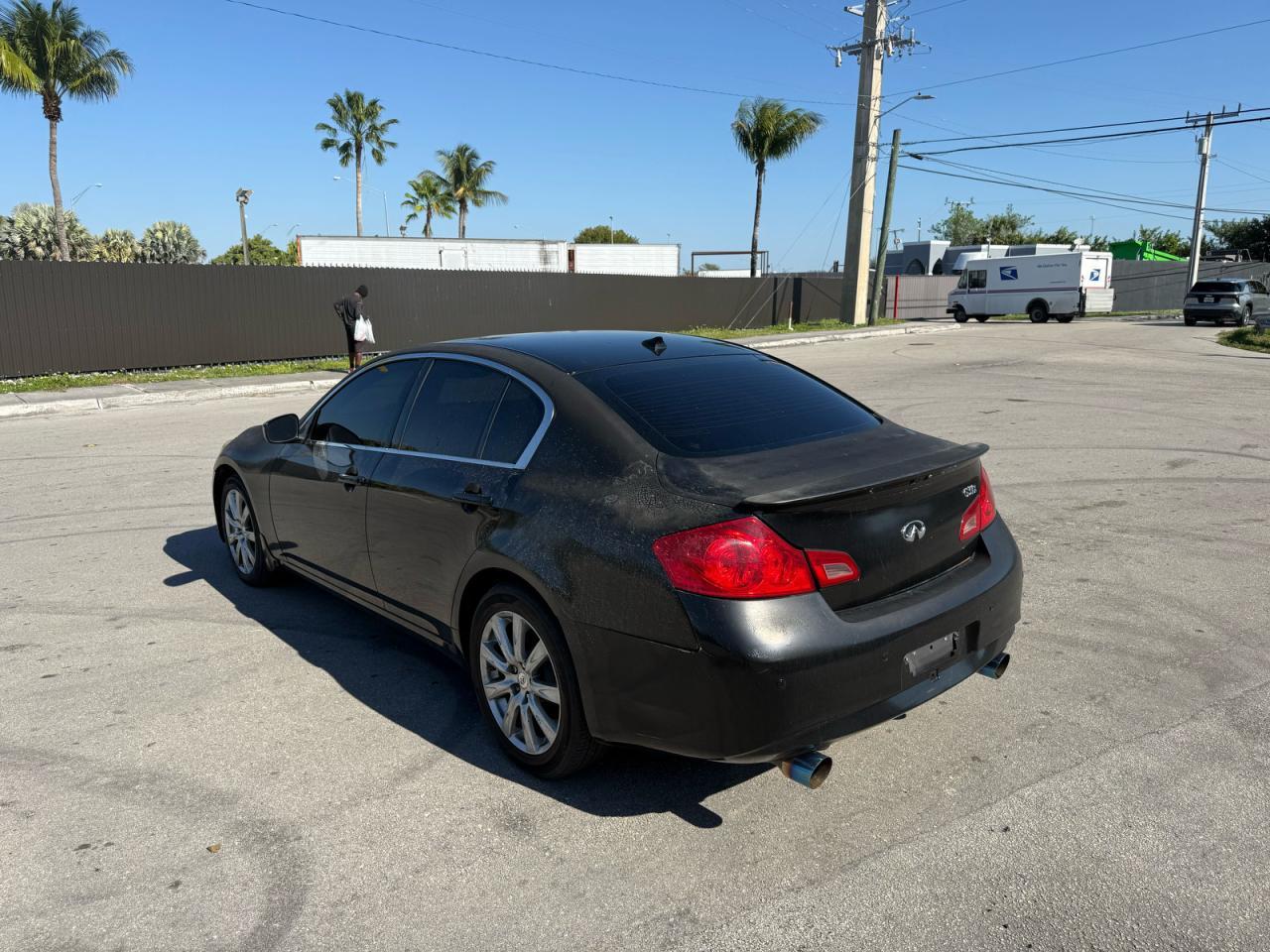 2011 Infiniti G37 - Фото 3