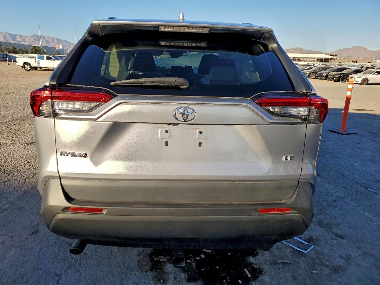 2019 Toyota Rav4 Le - Фото 6