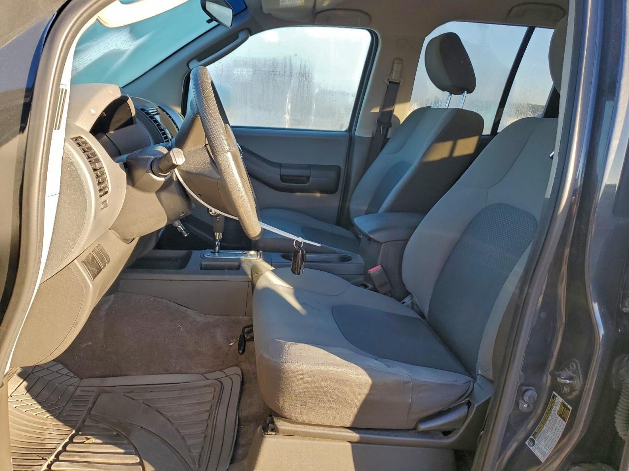 2011 Nissan Xterra Off Road - Фото 7