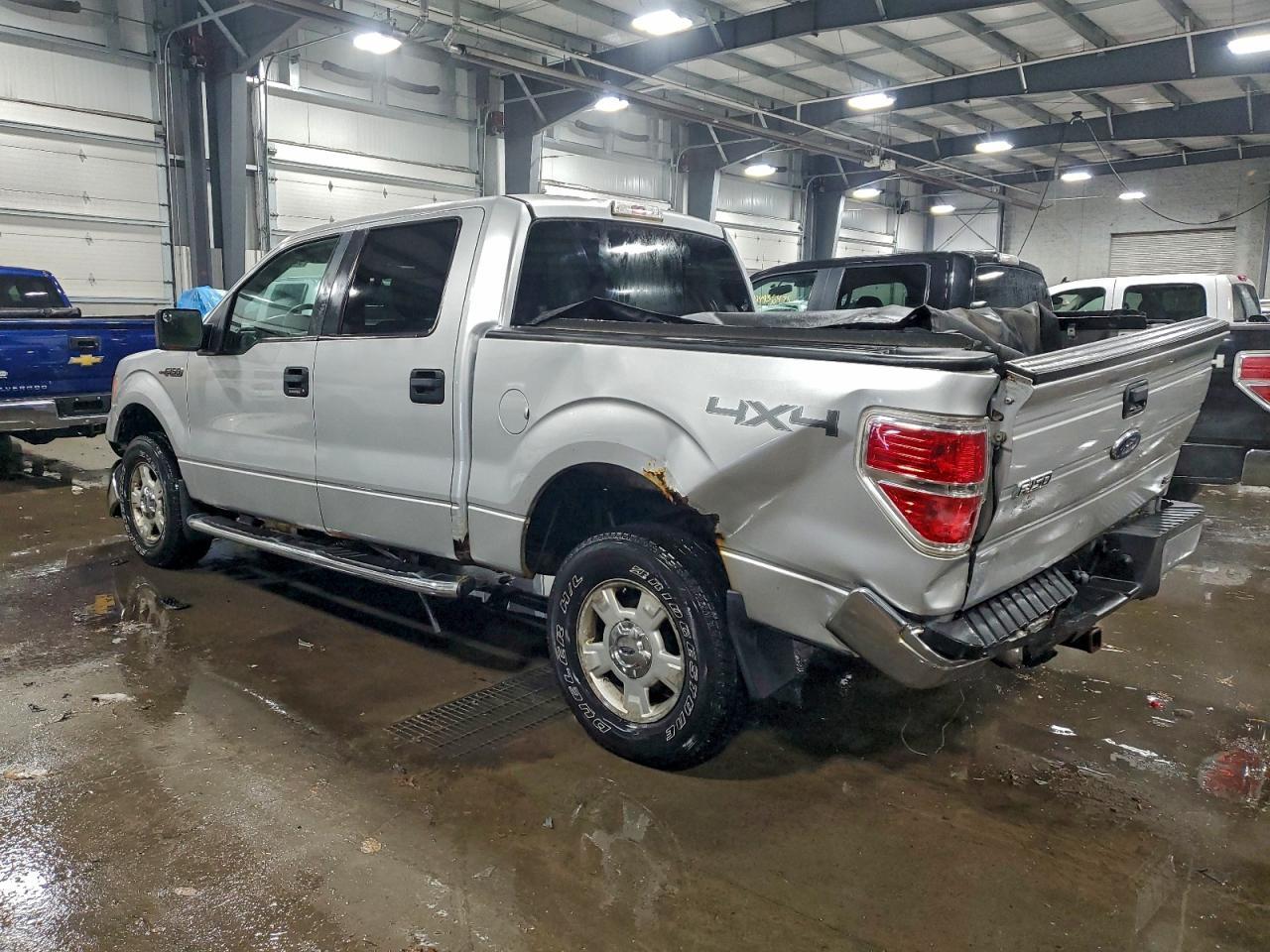 2010 Ford F150 Supercrew - Image 2