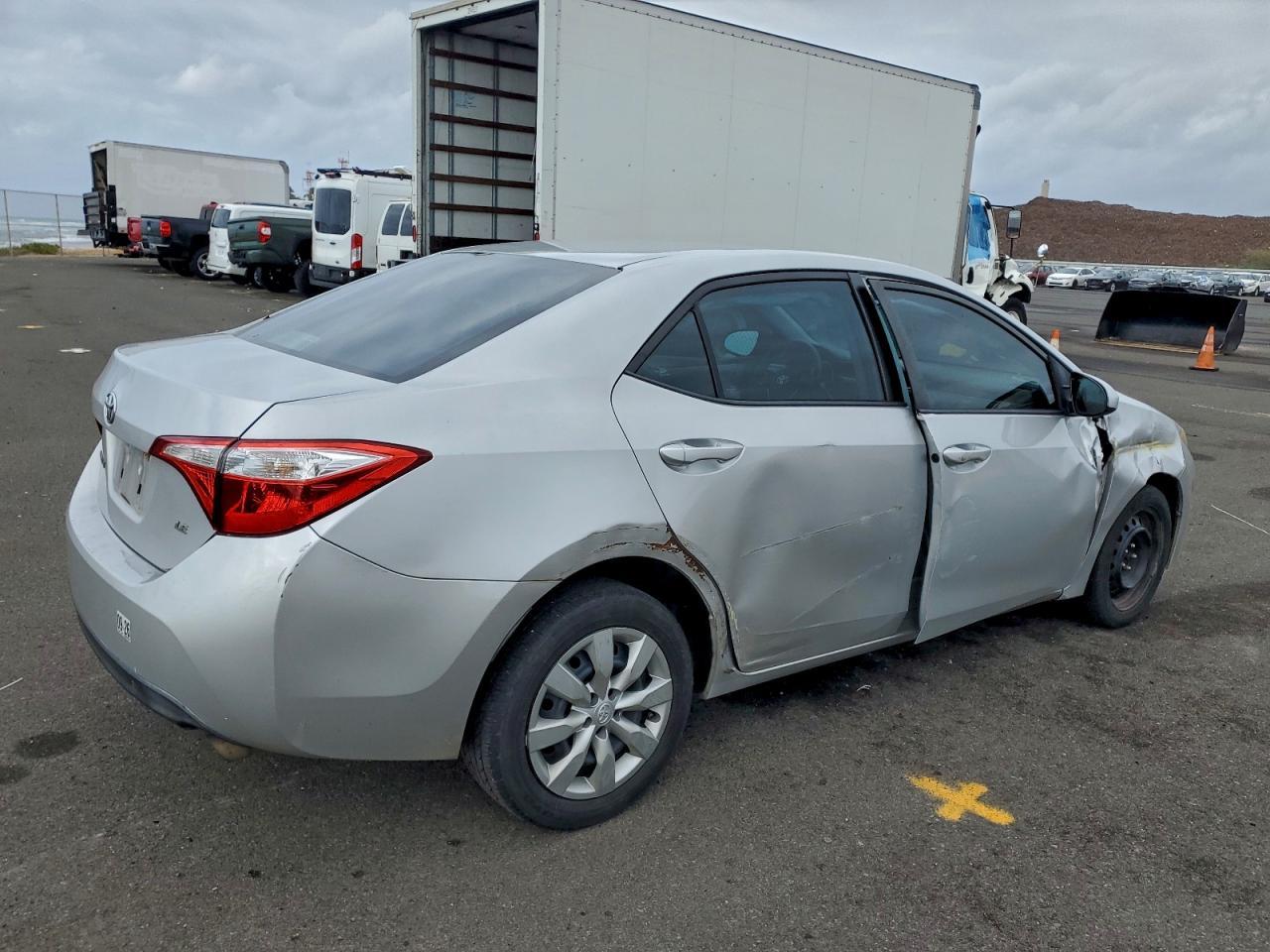 2015 Toyota Corolla L - Фото 3