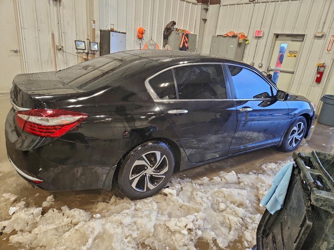 2016 Honda Accord Lx - Фото 3