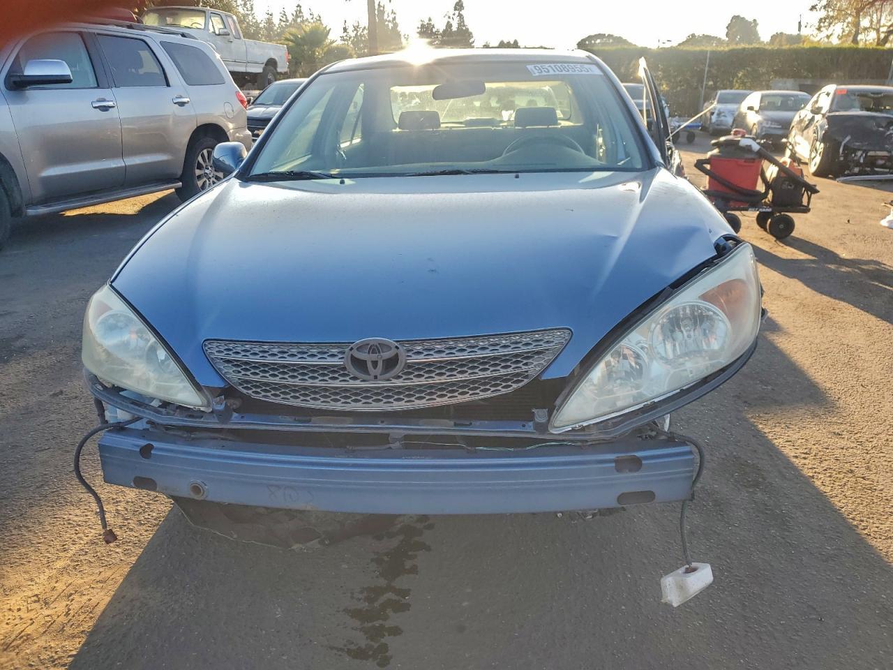 2002 Toyota Camry - Image 5