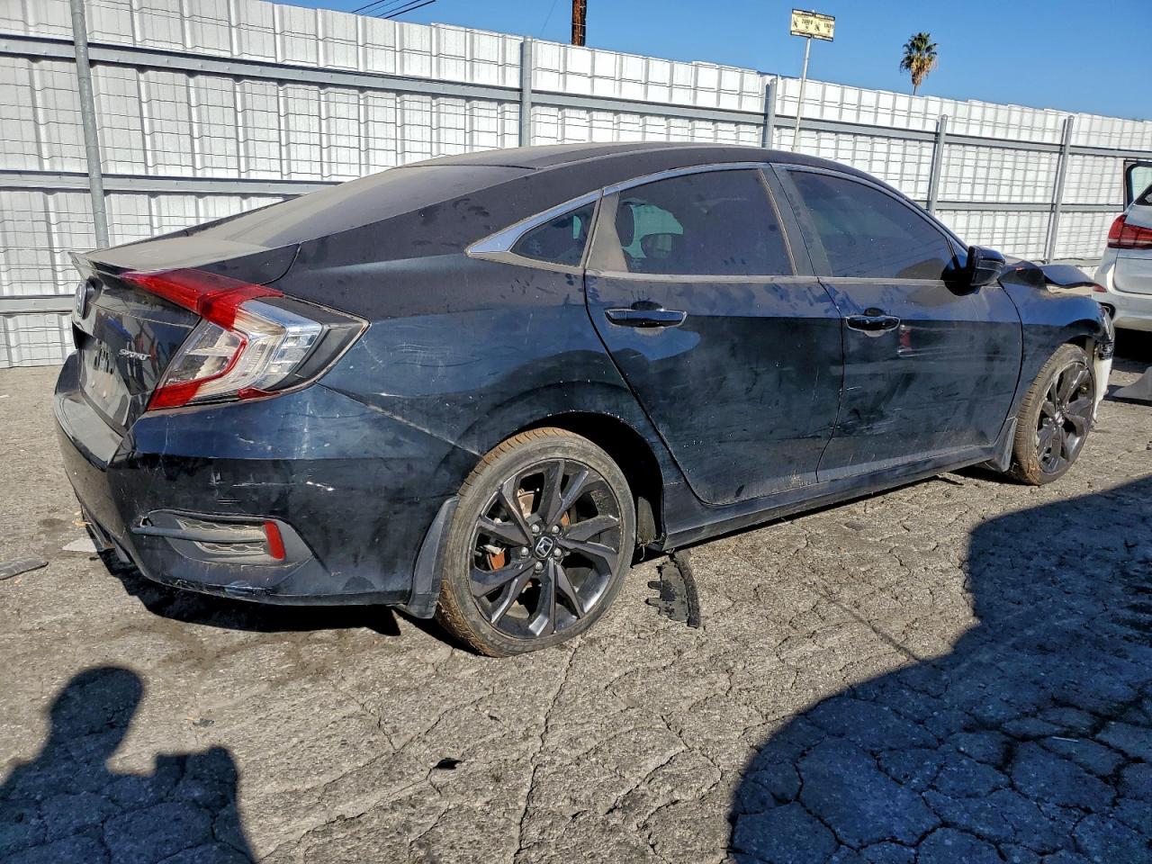 2020 Honda Civic Sport - Фото 3