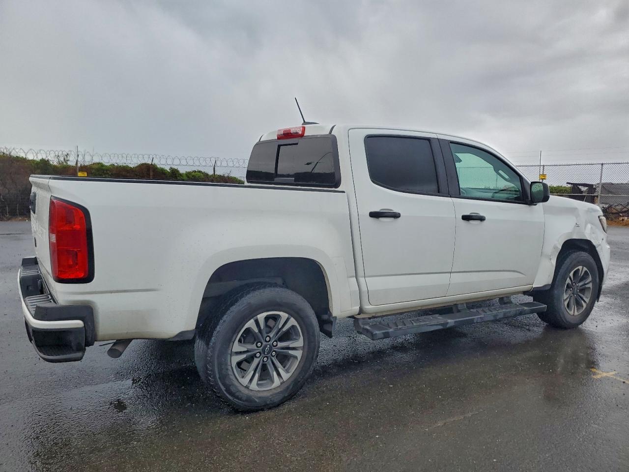 2021 Chevrolet Colorado Z71 - Фото 3