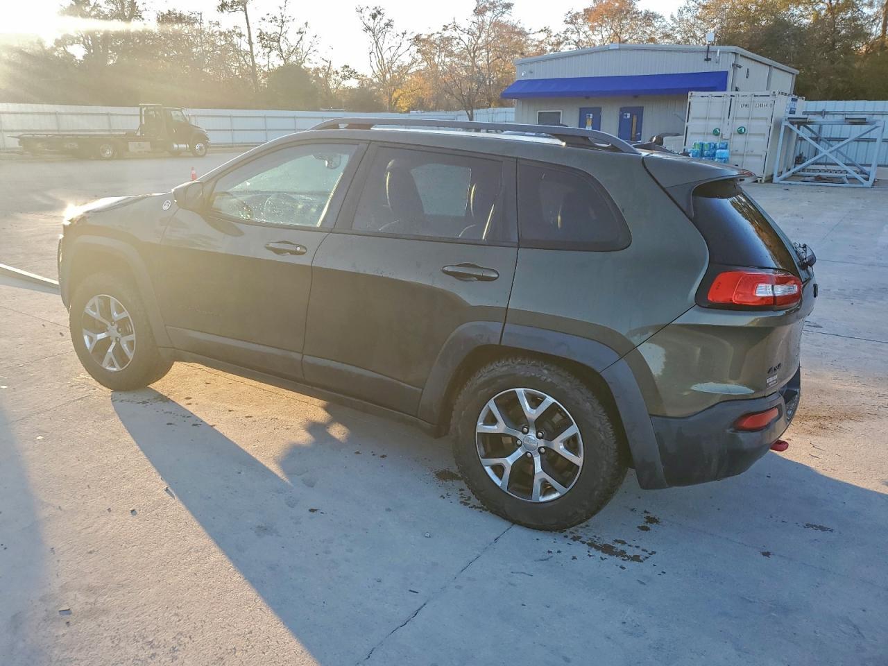 2016 Jeep Cherokee Trailhawk - Фото 2