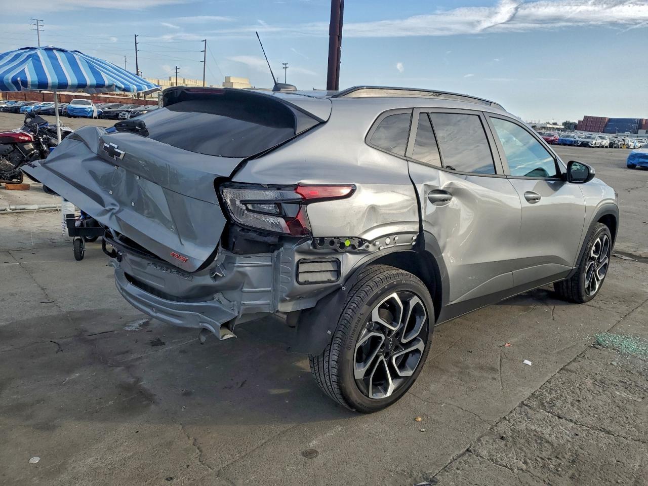 2025 Chevrolet Trax 2Rs - Image 3