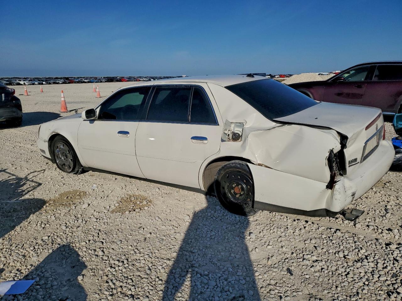 2003 Cadillac Deville - Image 2