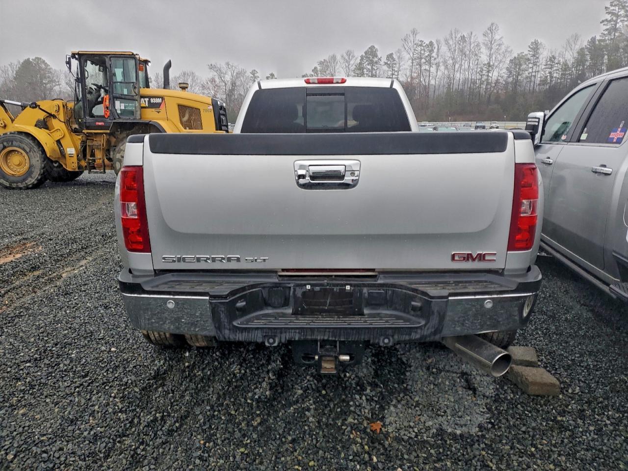 2011 GMC Sierra K3500 Slt - Image 6