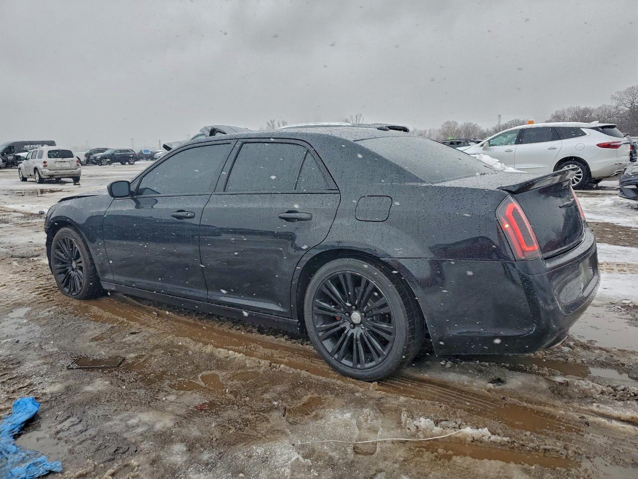 2013 Chrysler 300 S - Фото 2