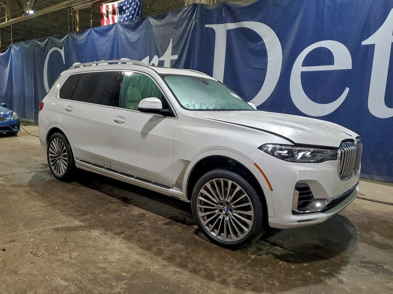 2022 BMW X7 xDrive40I - Image 4