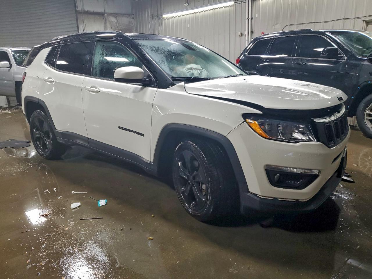 2021 Jeep Compass Latitude - Image 4