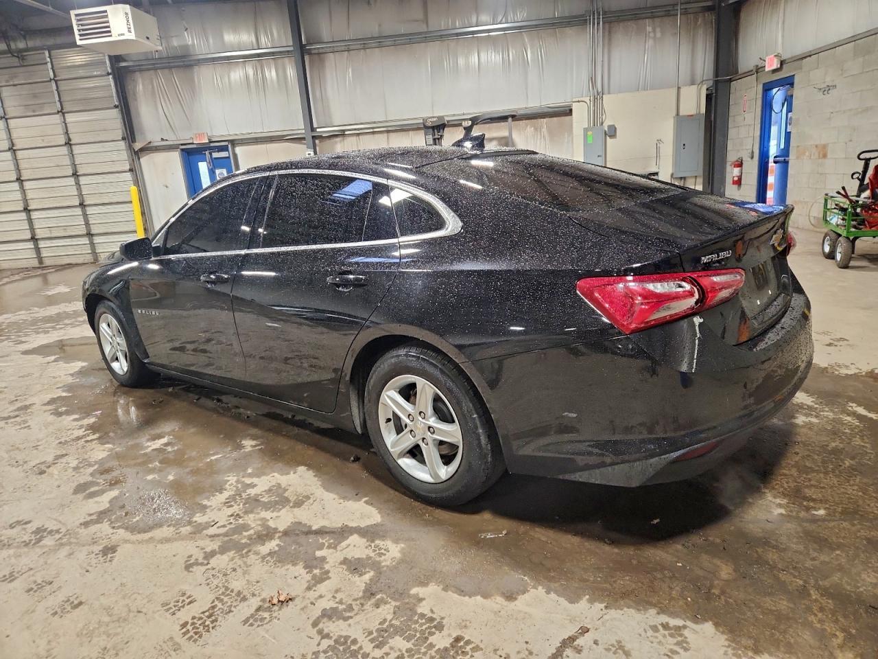 2022 Chevrolet Malibu Lt - Image 2