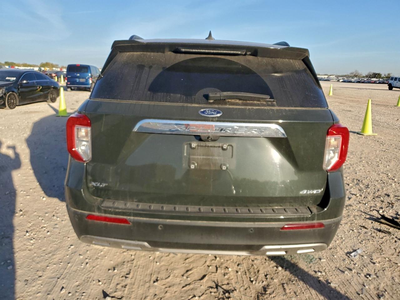 2022 Ford Explorer Xlt - Фото 6