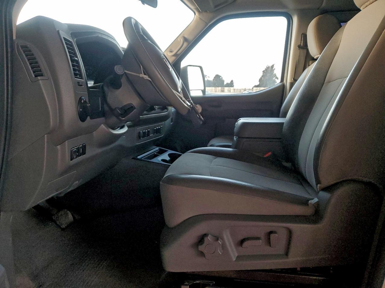 2021 Nissan Nv 3500 - Фото 7