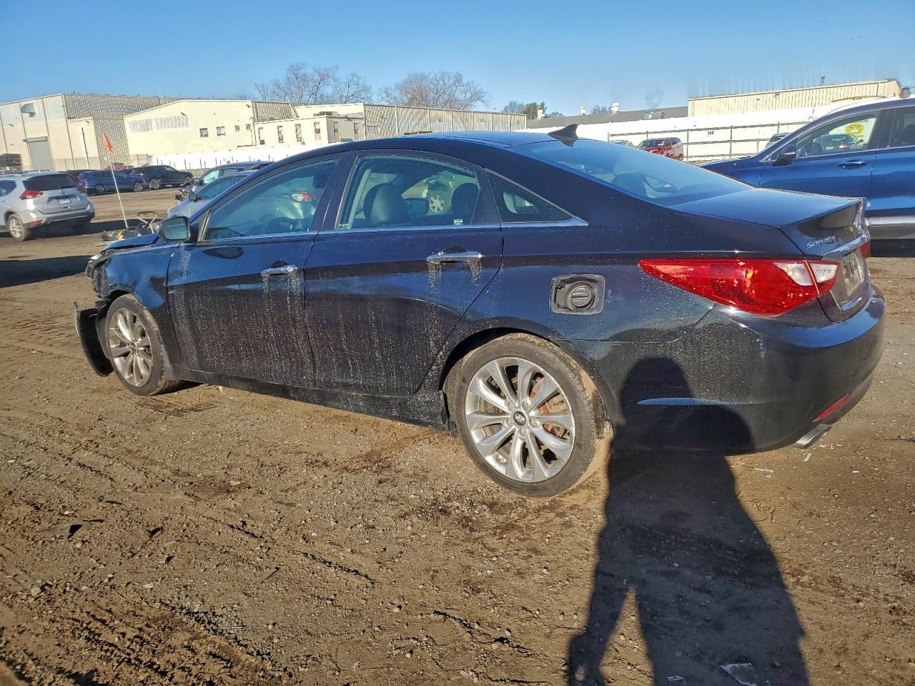 2012 Hyundai Sonata Limited 2.0T - Фото 2