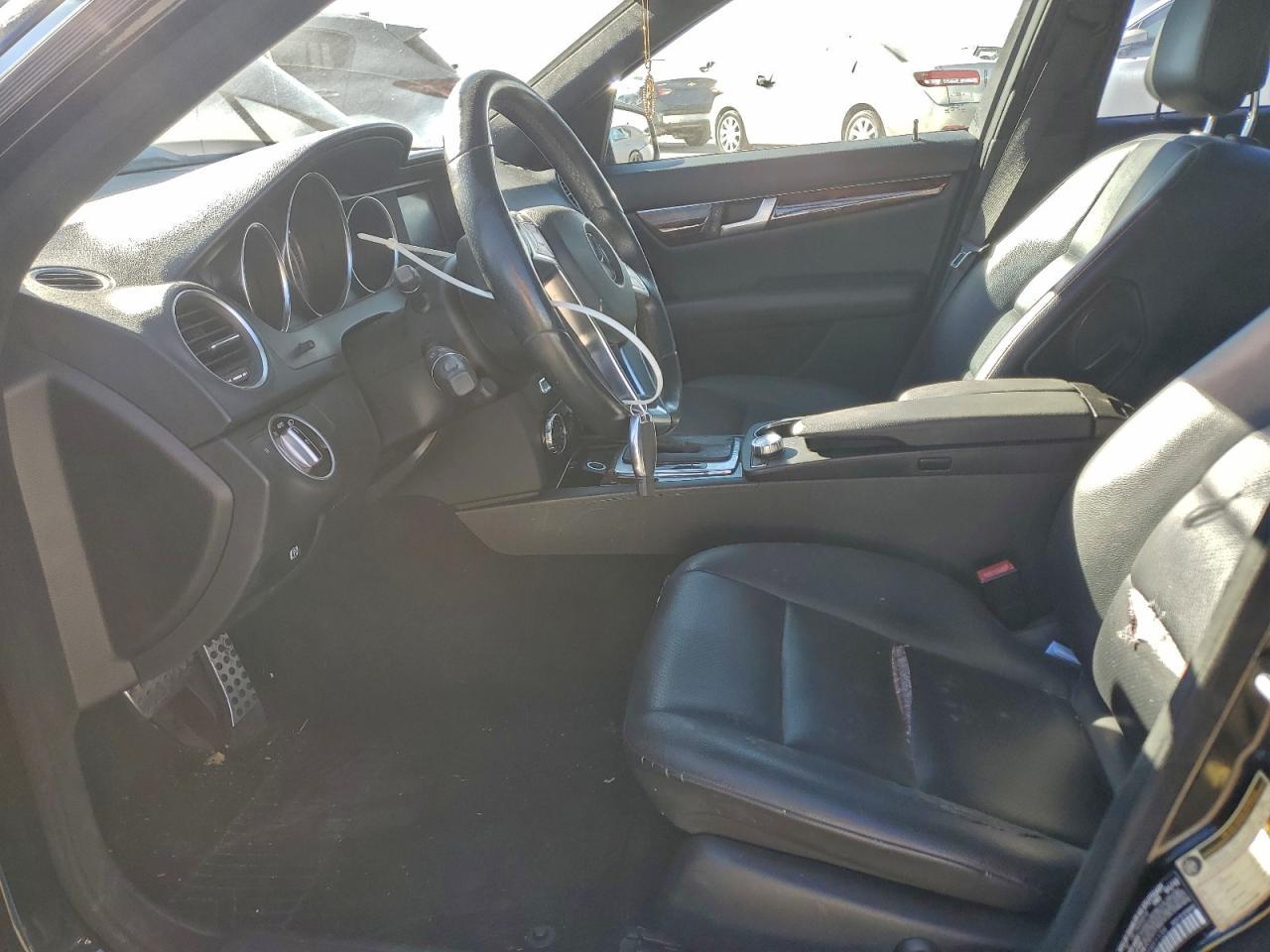 2012 Mercedes-Benz C 250 - Фото 7