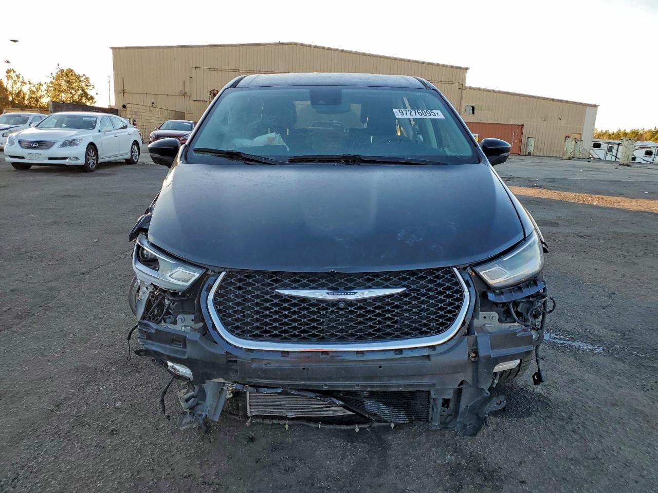 2023 Chrysler Pacifica Hybrid Touring L - Фото 5