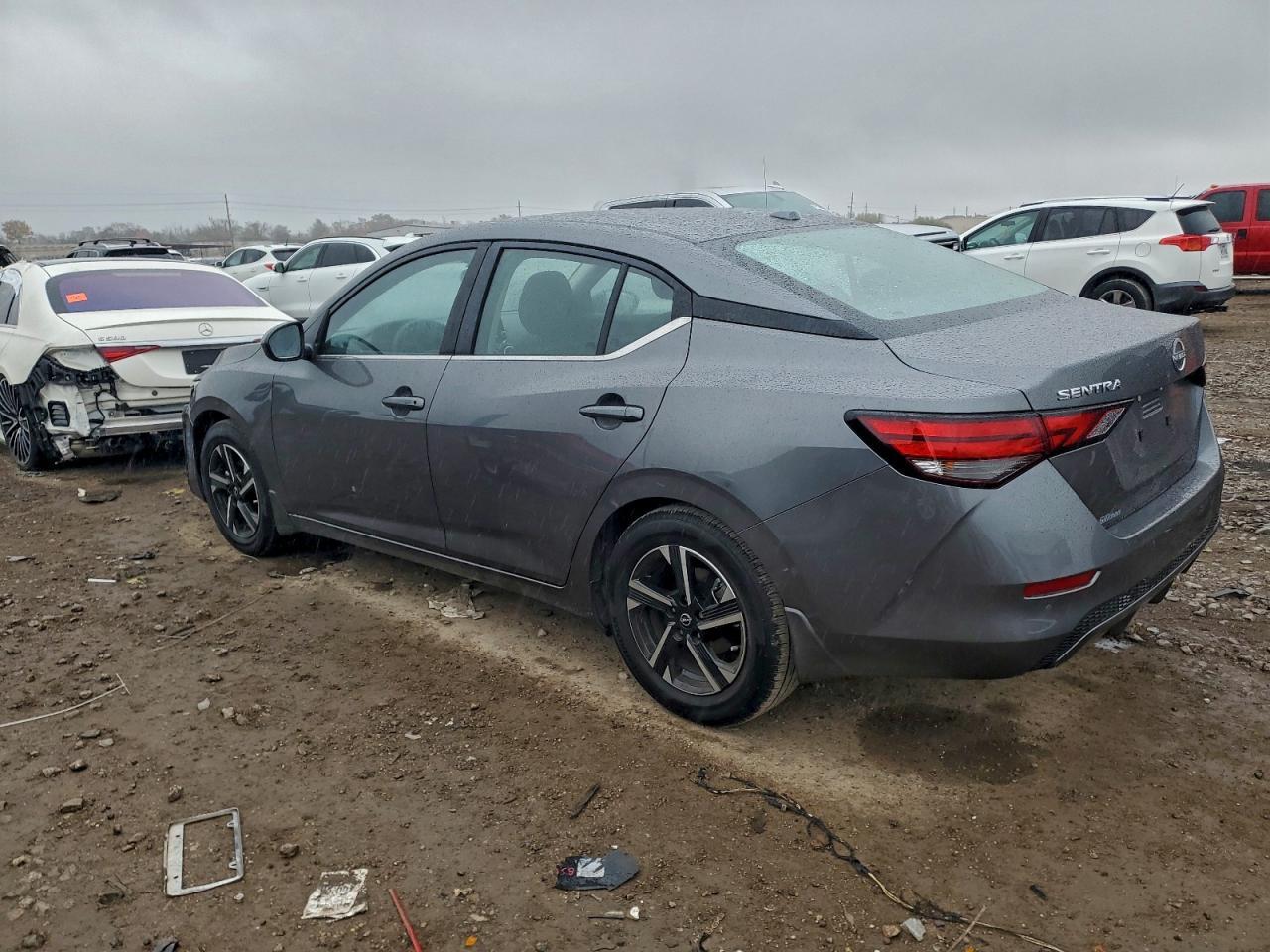 2025 Nissan Sentra Sv - Image 2