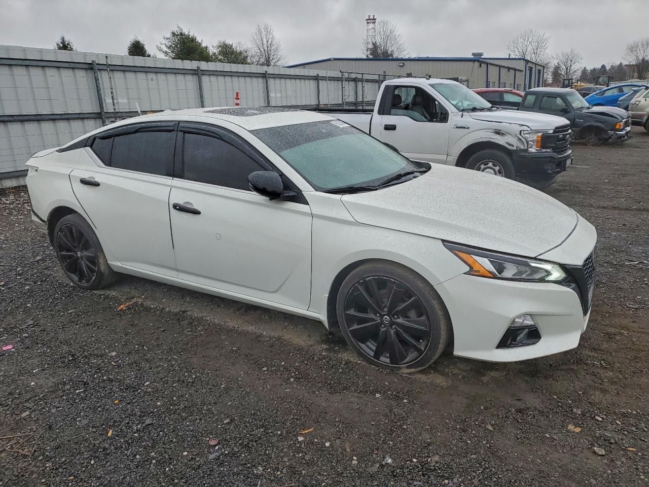 2022 Nissan Altima Sr - Фото 4