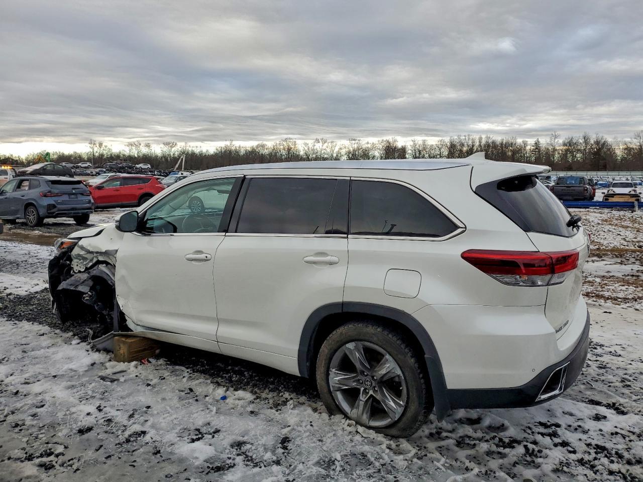 2018 Toyota Highlander Limited - Фото 2