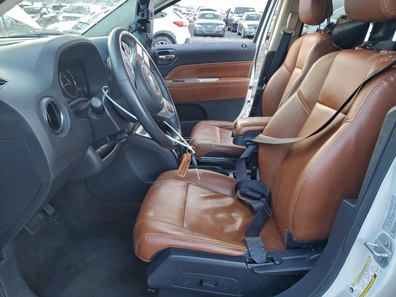 2016 Jeep Compass Latitude - Фото 7