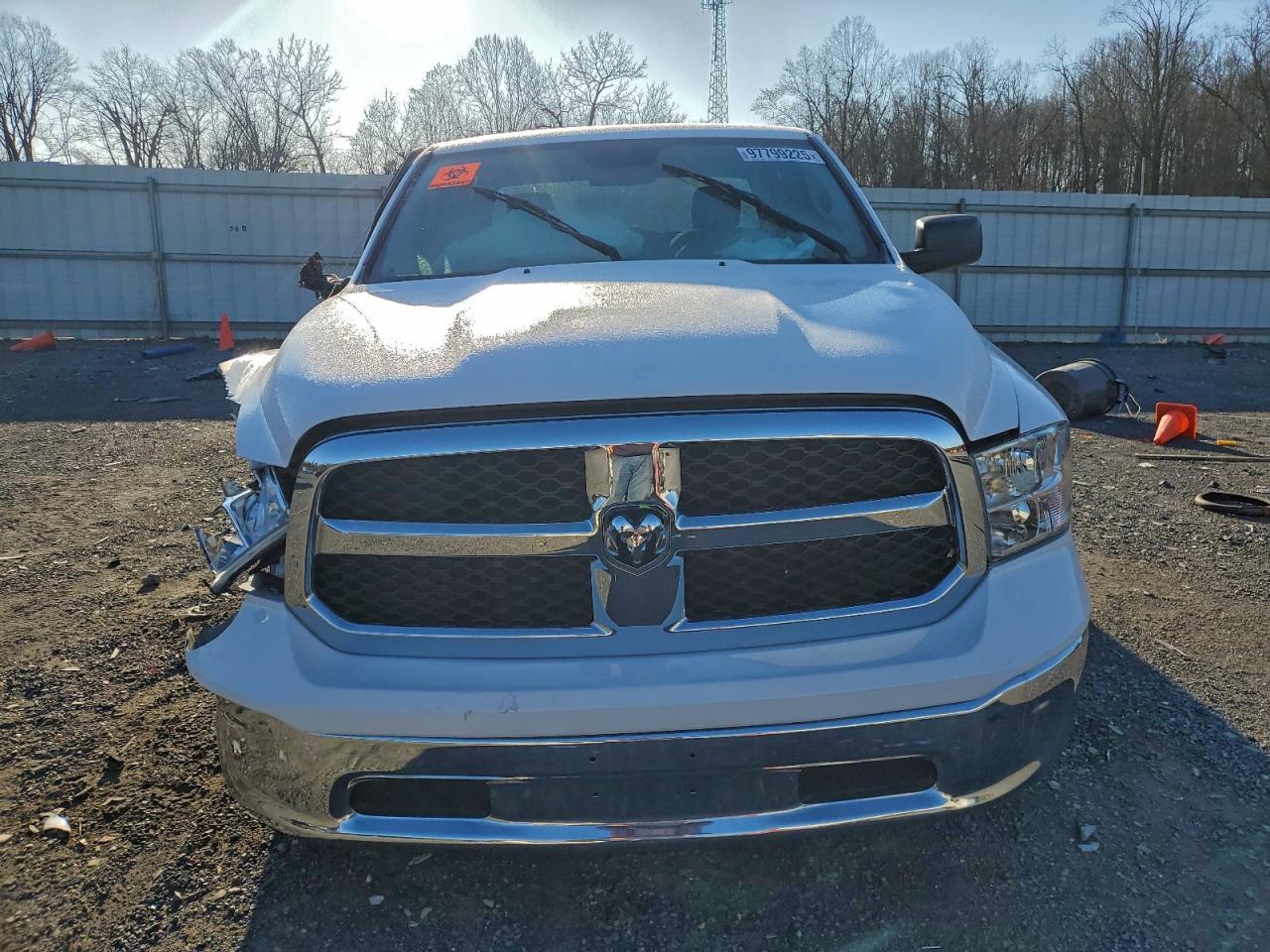2022 Ram 1500 Classic Slt - Image 5