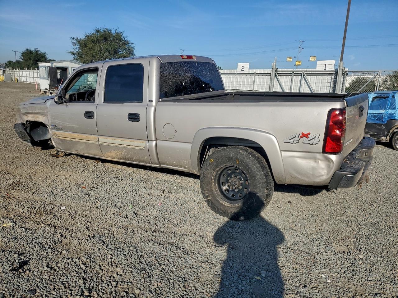 2006 Chevrolet Silverado K2500 Heavy Duty - Image 2