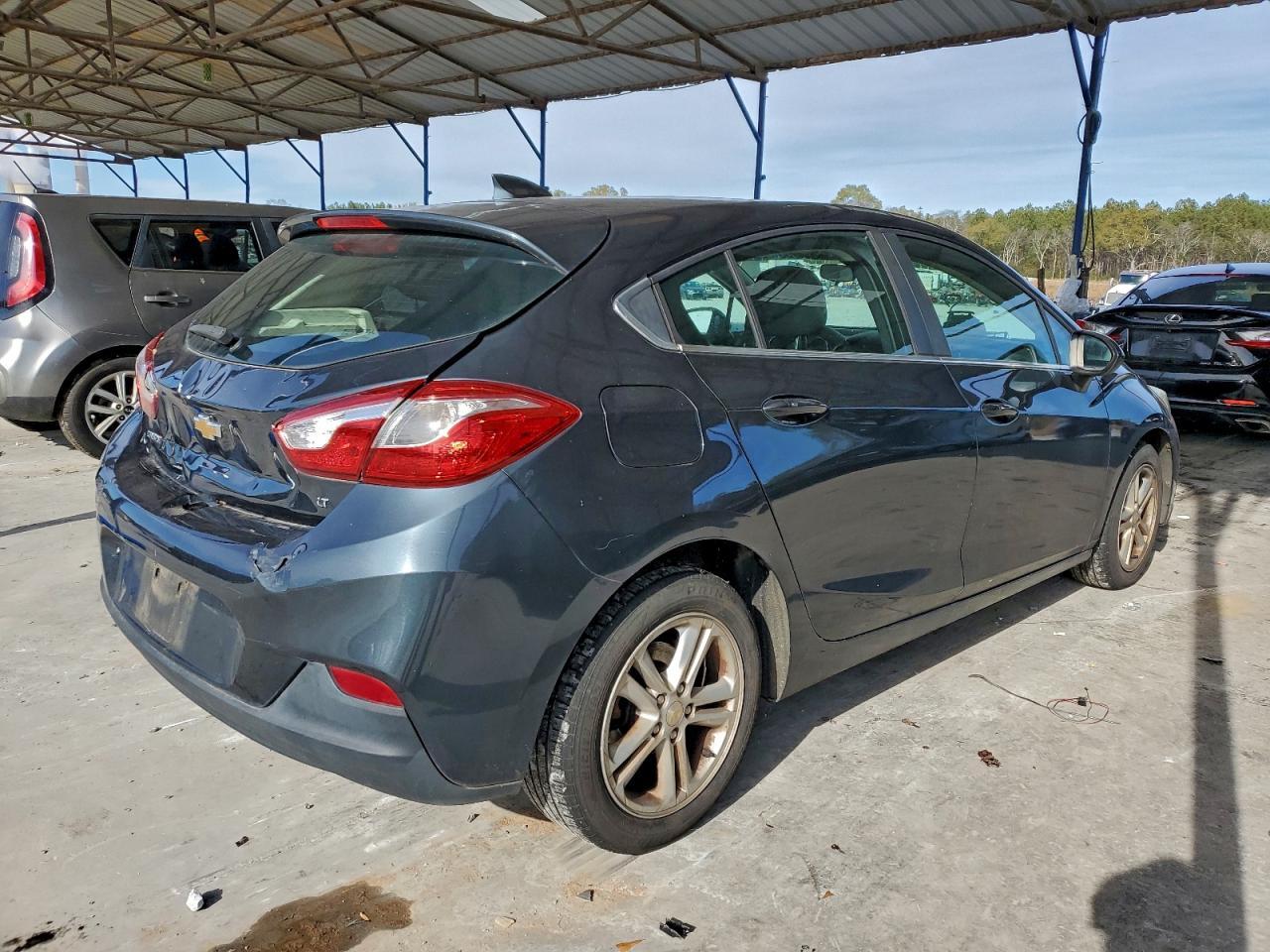 2017 Chevrolet Cruze Lt - Фото 3